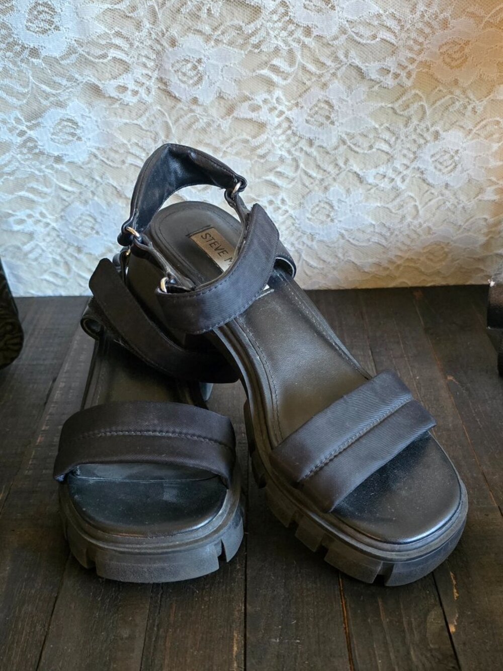 Steve Madden Louella Platform Sandals- Y2K - Whimsigoth - Goth - Grunge - Indie
